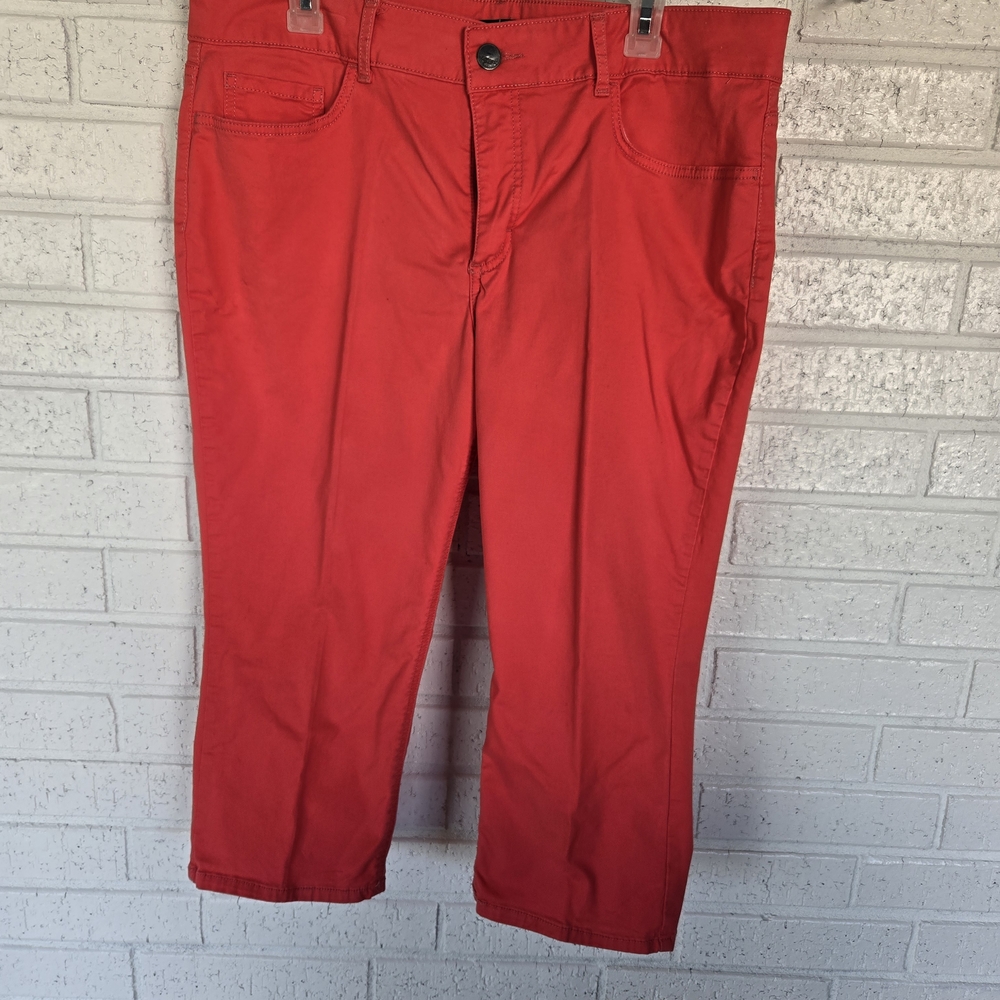 1198 Riders brand ladies capris.Riders by Lee Women's Capris